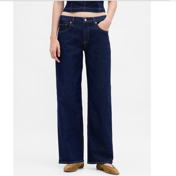 Low Rise '90s Loose Jeans - Picture 2 of 4